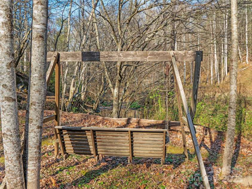 23 Katies Road, Marshall, NC 28753.  MLS# CAR4203088, YatesRealty ID 976. 