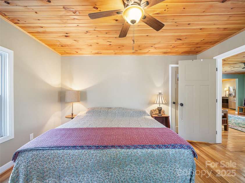 23 Katies Road, Marshall, NC 28753.  MLS# CAR4203088, YatesRealty ID 976. Main Floor Bedroom