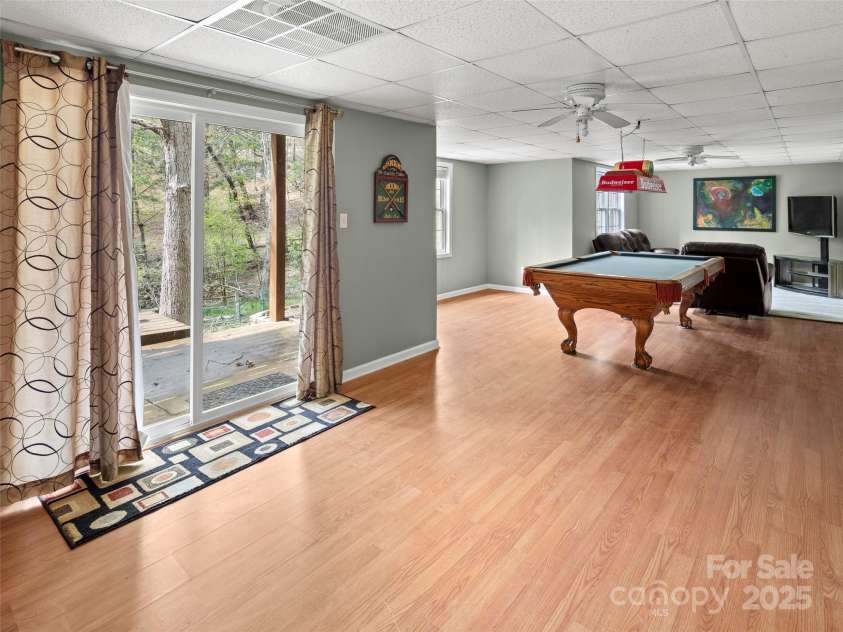 11 Emerald Drive, Fairview, NC 28730.  MLS# CAR4238890, YatesRealty ID 9760. 
