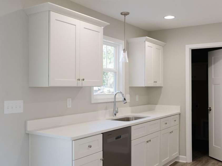 308 New Street, York, SC 29745.  MLS# CAR4326526, YatesRealty ID 9761. 