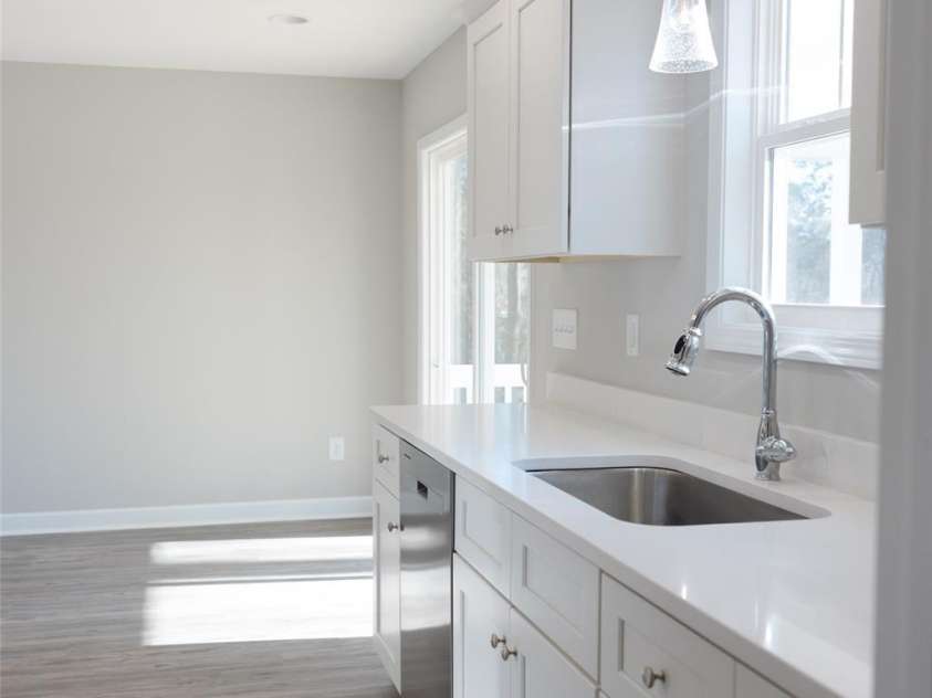 308 New Street, York, SC 29745.  MLS# CAR4326526, YatesRealty ID 9761. 