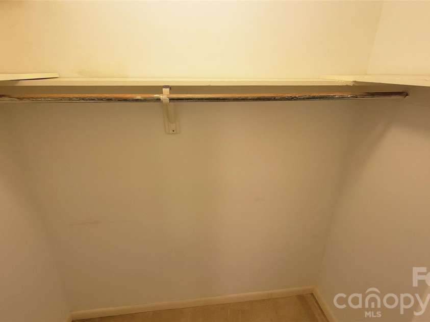 1323 Queens Road, Charlotte, NC 28207.  MLS# CAR4303890, YatesRealty ID 9762. 