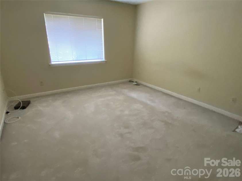 1323 Queens Road, Charlotte, NC 28207.  MLS# CAR4417616, YatesRealty ID 9762. Bedroom 1