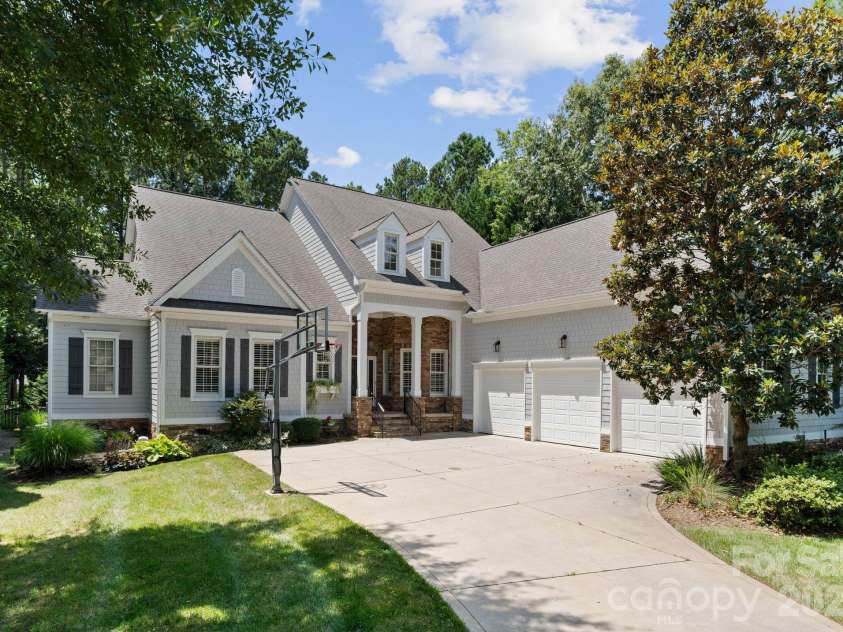 4536 Rustling Woods Drive, Denver, NC 28037.  MLS# CAR4348887, YatesRealty ID 9764. 