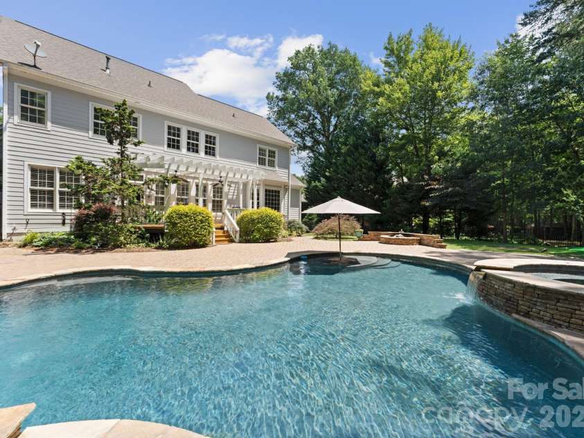 4536 Rustling Woods Drive, Denver, NC 28037.  MLS# CAR4348887, YatesRealty ID 9764. 