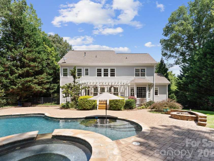 4536 Rustling Woods Drive, Denver, NC 28037.  MLS# CAR4348887, YatesRealty ID 9764. 