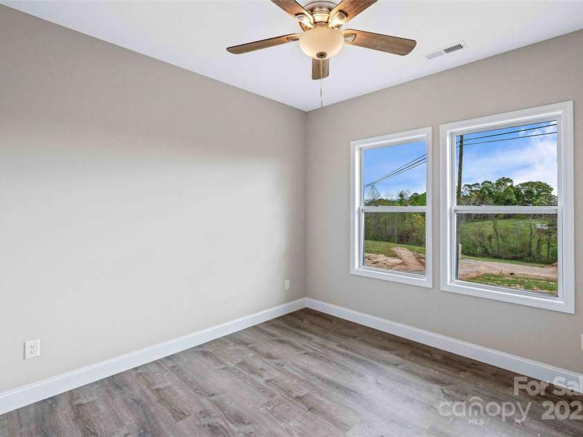 605 Knob Road, Pisgah Forest, NC 28768.  MLS# CAR4235322, YatesRealty ID 9764. 