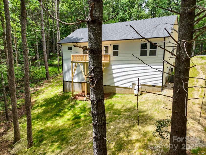 605 Knob Road, Pisgah Forest, NC 28768.  MLS# CAR4235322, YatesRealty ID 9764. 