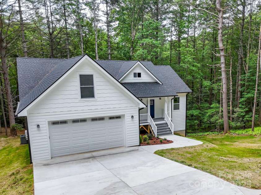 605 Knob Road, Pisgah Forest, NC 28768.  MLS# CAR4235322, YatesRealty ID 9764. 