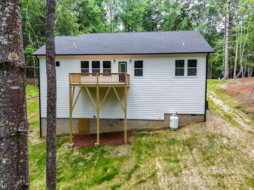 605 Knob Road, Pisgah Forest, NC 28768.  MLS# CAR4235322, YatesRealty ID 9764. 