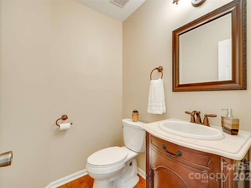 15306 Gower Court, Charlotte, NC 28278.  MLS# CAR4251500, YatesRealty ID 9765. 