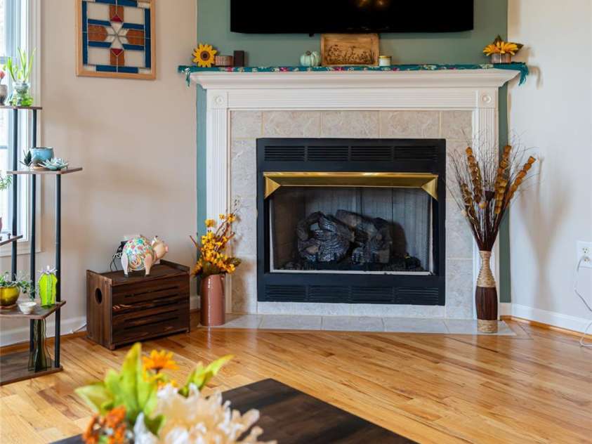 16 Kinsale Drive, Leicester, NC 28748.  MLS# CAR4340281, YatesRealty ID 9765. 