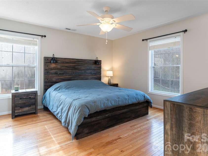 16 Kinsale Drive, Leicester, NC 28748.  MLS# CAR4340281, YatesRealty ID 9765. Primary Bedroom