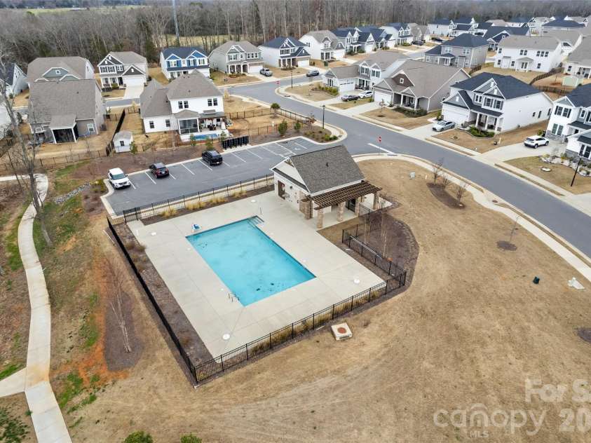 479 Shallowford Drive, Rock Hill, SC 29732.  MLS# CAR4353877, YatesRealty ID 9765. Community Pool