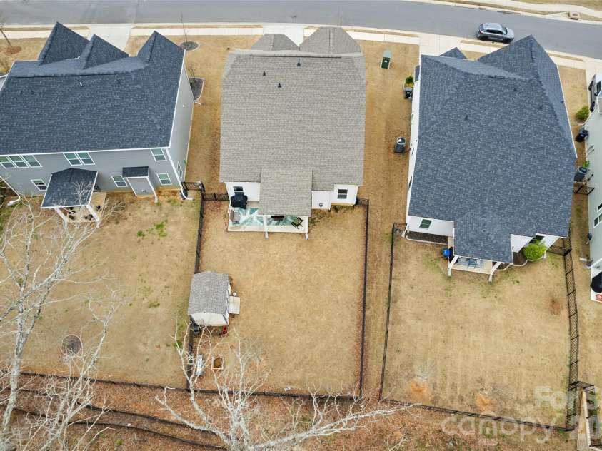 479 Shallowford Drive, Rock Hill, SC 29732.  MLS# CAR4353877, YatesRealty ID 9765. Fenced Back Yard