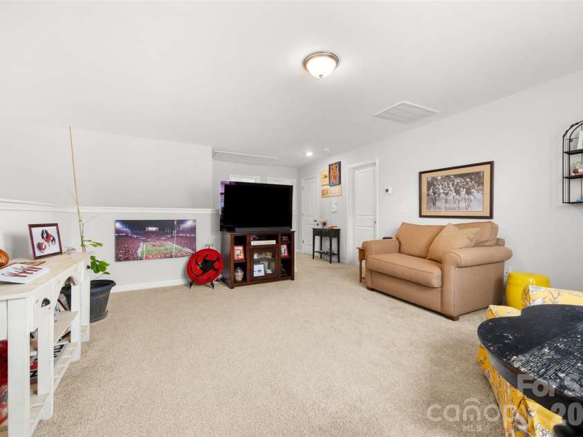 479 Shallowford Drive, Rock Hill, SC 29732.  MLS# CAR4353877, YatesRealty ID 9765. Loft at top of stairs.