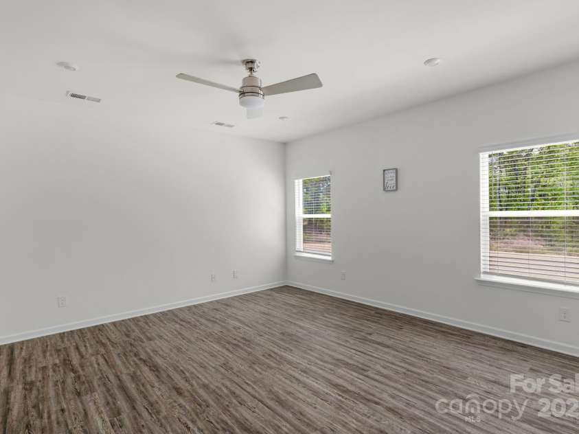 197 Park View Drive, Stanfield, NC 28163.  MLS# CAR4248201, YatesRealty ID 9766. 
