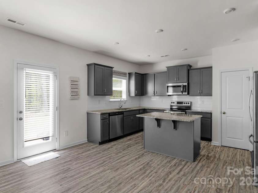 197 Park View Drive, Stanfield, NC 28163.  MLS# CAR4248201, YatesRealty ID 9766. 