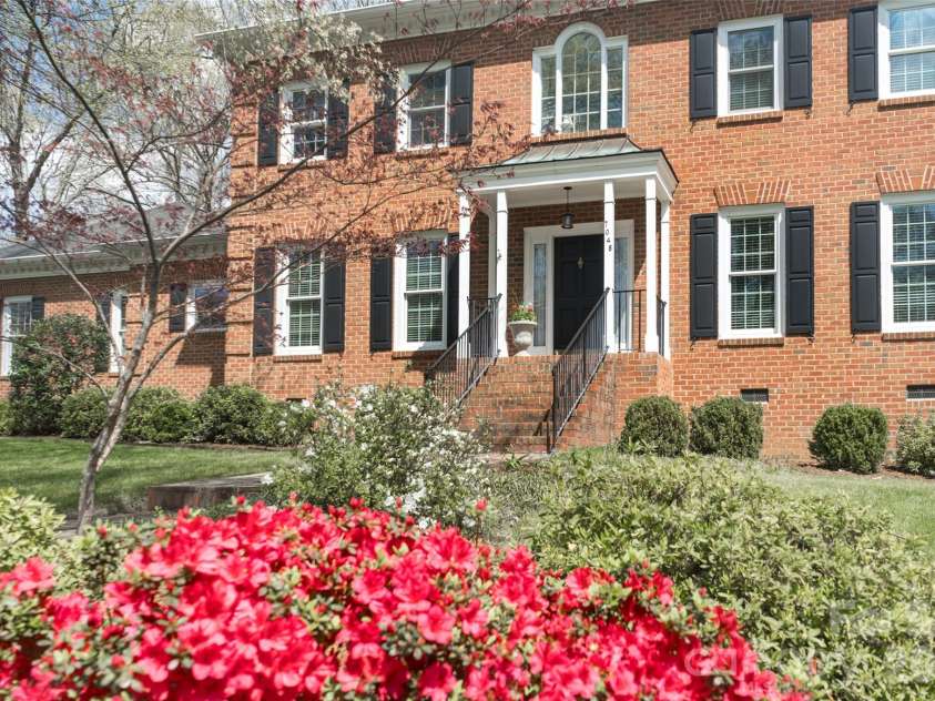 7045 Erin Court, Charlotte, NC 28210.  MLS# CAR4361093, YatesRealty ID 9768. 