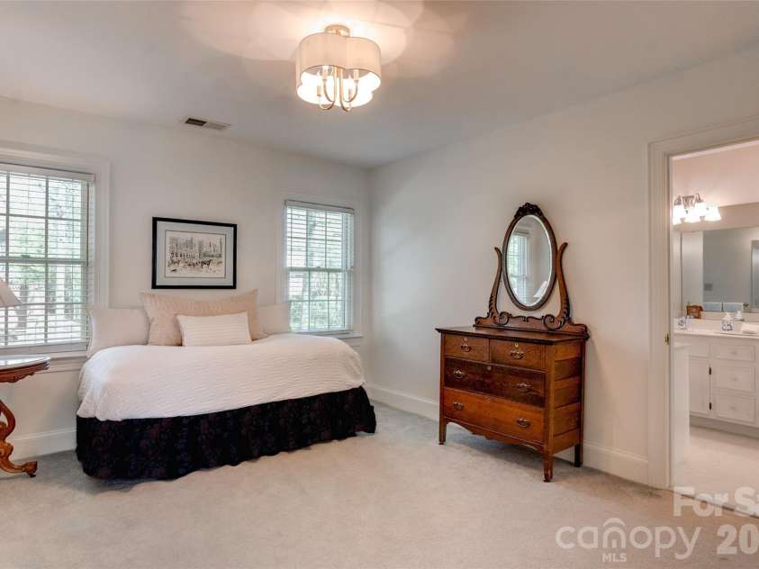 7045 Erin Court, Charlotte, NC 28210.  MLS# CAR4361093, YatesRealty ID 9768. 