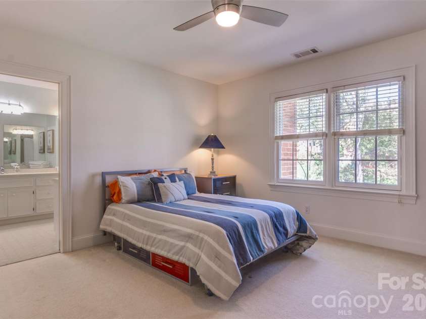 7045 Erin Court, Charlotte, NC 28210.  MLS# CAR4361093, YatesRealty ID 9768. 
