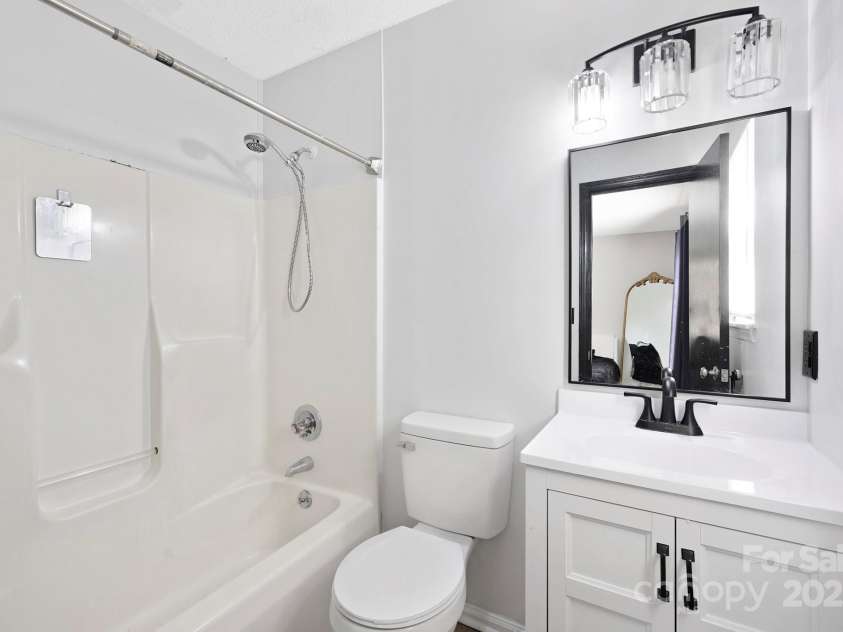 1304 Browdis Avenue, Kannapolis, NC 28083.  MLS# CAR4227056, YatesRealty ID 9769. 