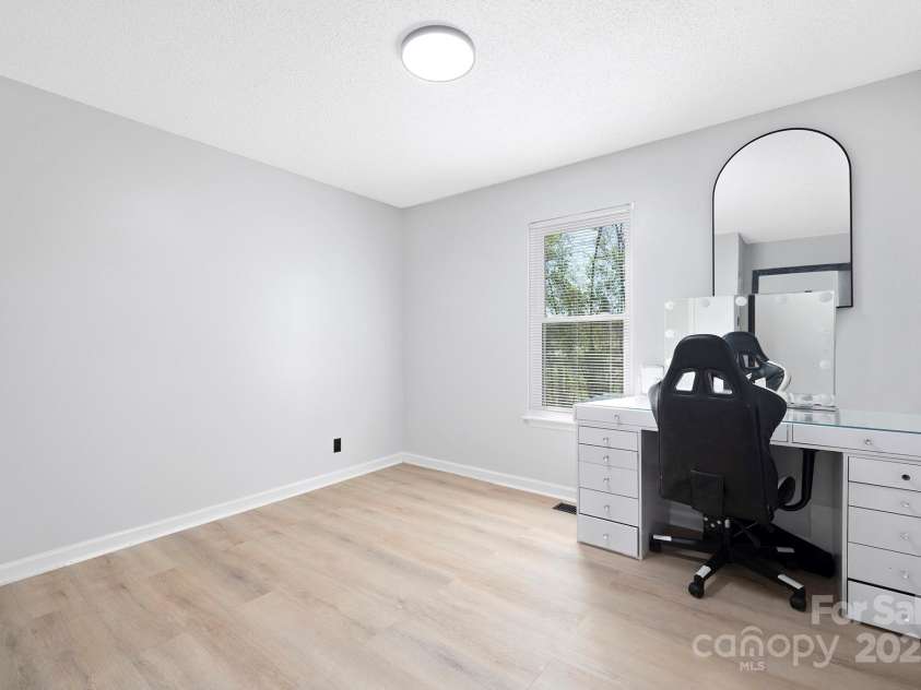 1304 Browdis Avenue, Kannapolis, NC 28083.  MLS# CAR4227056, YatesRealty ID 9769. 