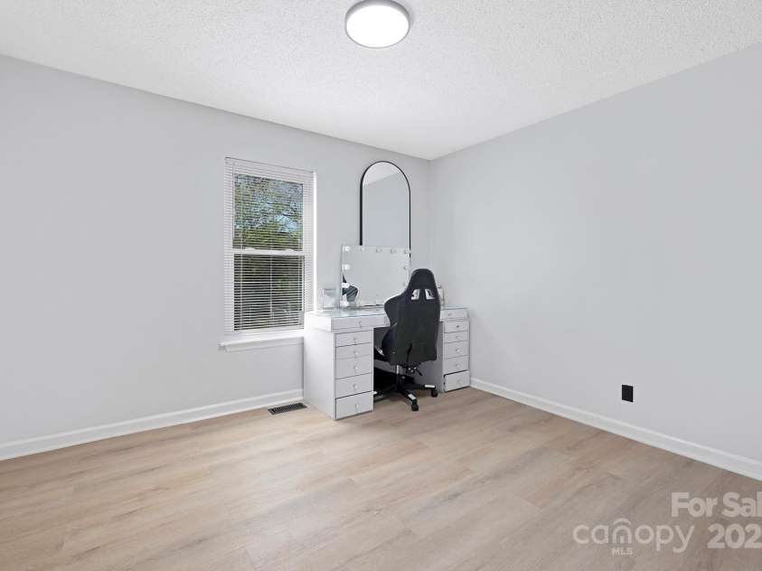 1304 Browdis Avenue, Kannapolis, NC 28083.  MLS# CAR4227056, YatesRealty ID 9769. 