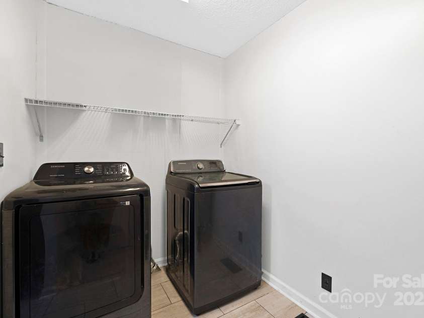 1304 Browdis Avenue, Kannapolis, NC 28083.  MLS# CAR4227056, YatesRealty ID 9769. 