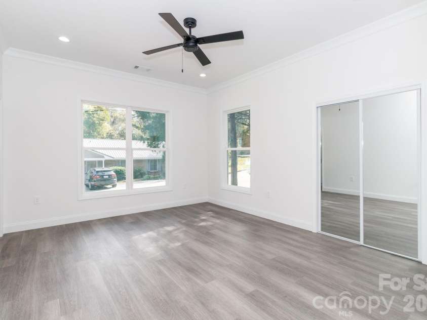 307 Arch Street, Lancaster, SC 29720.  MLS# CAR4314631, YatesRealty ID 9769. 