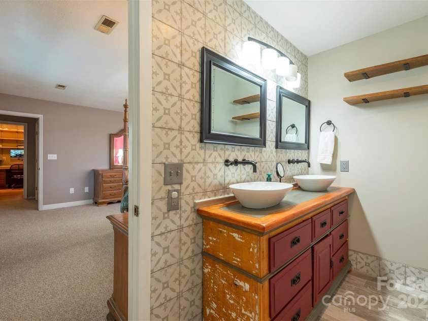 1740 Haywood Road, Hendersonville, NC 28791.  MLS# CAR4226897, YatesRealty ID 977. 