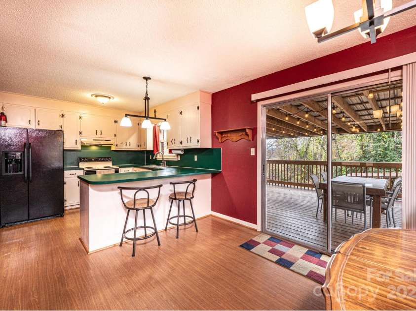 2570 Raintree Street, Connelly Springs, NC 28612.  MLS# CAR4321326, YatesRealty ID 977. 