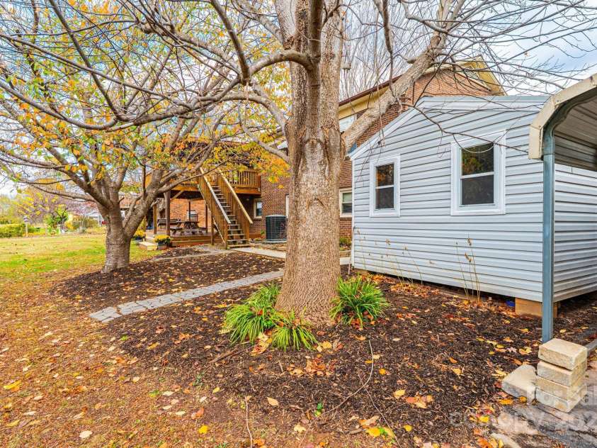 2570 Raintree Street, Connelly Springs, NC 28612.  MLS# CAR4321326, YatesRealty ID 977. 