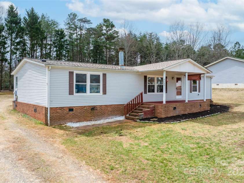 7530 Shady Oaks Road, Connelly Springs, NC 28612.  MLS# CAR4231124, YatesRealty ID 9770. 