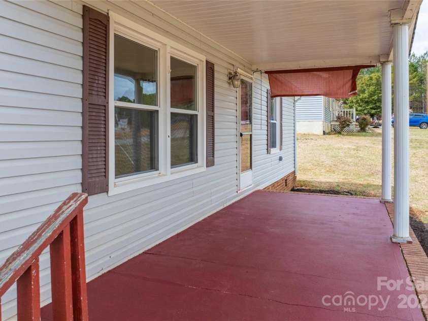 7530 Shady Oaks Road, Connelly Springs, NC 28612.  MLS# CAR4231124, YatesRealty ID 9770. 