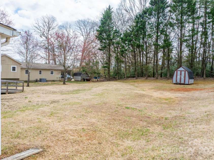7530 Shady Oaks Road, Connelly Springs, NC 28612.  MLS# CAR4231124, YatesRealty ID 9770. 