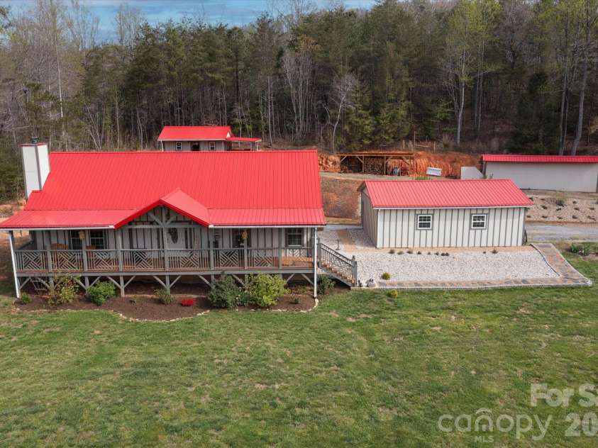 810 Mount Hebron Road, Old Fort, NC 28762.  MLS# CAR4367225, YatesRealty ID 9770. 