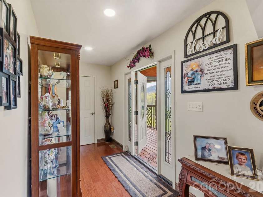 810 Mount Hebron Road, Old Fort, NC 28762.  MLS# CAR4367225, YatesRealty ID 9770. 