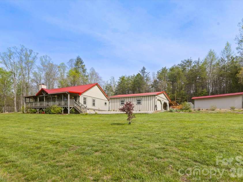 810 Mount Hebron Road, Old Fort, NC 28762.  MLS# CAR4367225, YatesRealty ID 9770. 