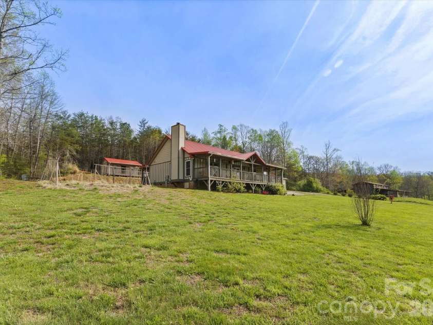 810 Mount Hebron Road, Old Fort, NC 28762.  MLS# CAR4367225, YatesRealty ID 9770. 