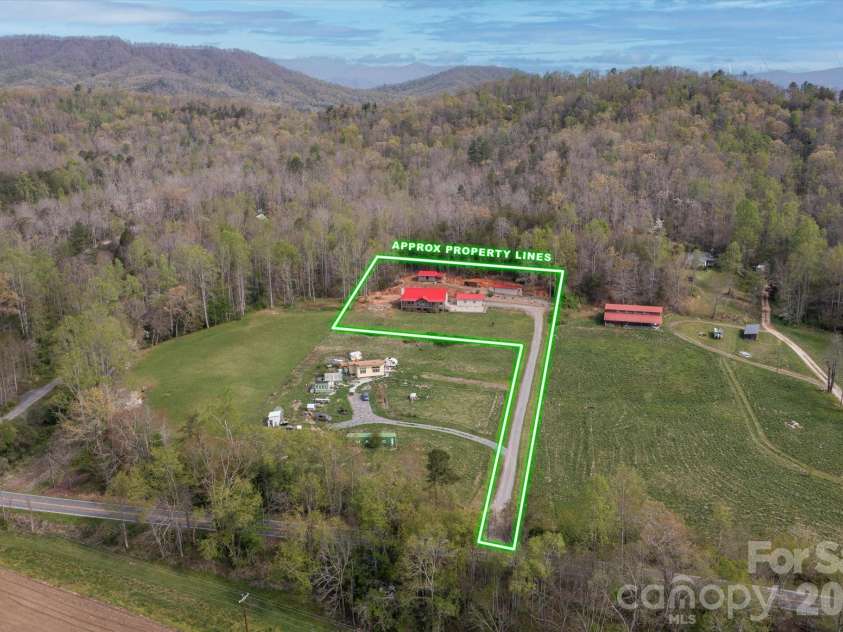 810 Mount Hebron Road, Old Fort, NC 28762.  MLS# CAR4367225, YatesRealty ID 9770. 