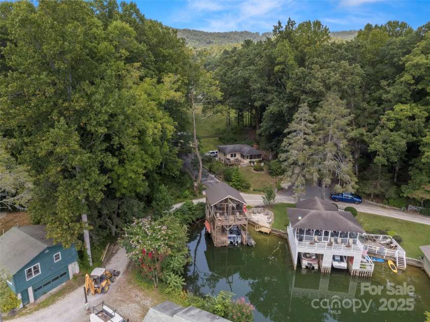 250 Mondamin Road, Zirconia, NC 28790.  MLS# CAR4248567, YatesRealty ID 9771. Private cove