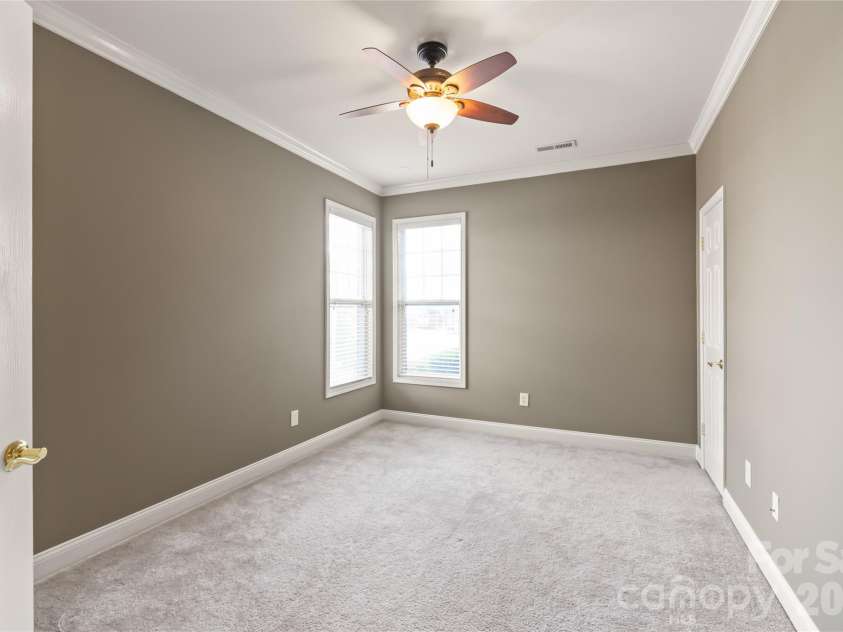 13440 Mint Lake Drive, Matthews, NC 28105.  MLS# CAR4366761, YatesRealty ID 9772. 