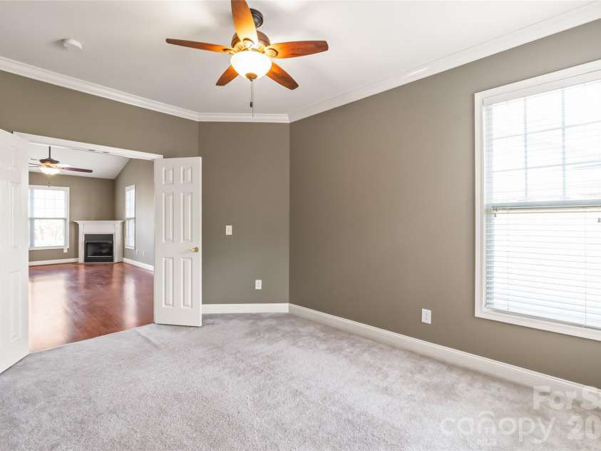 13440 Mint Lake Drive, Matthews, NC 28105.  MLS# CAR4366761, YatesRealty ID 9772. 