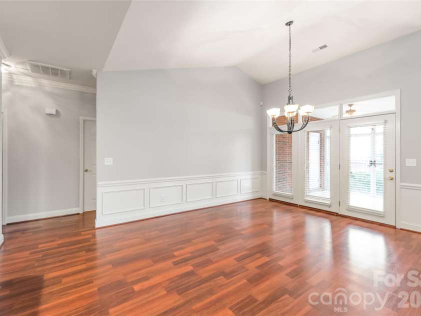 13440 Mint Lake Drive, Matthews, NC 28105.  MLS# CAR4366761, YatesRealty ID 9772. 