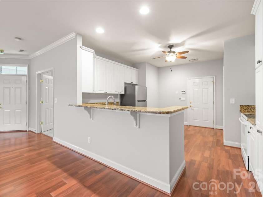 13440 Mint Lake Drive, Matthews, NC 28105.  MLS# CAR4366761, YatesRealty ID 9772. 