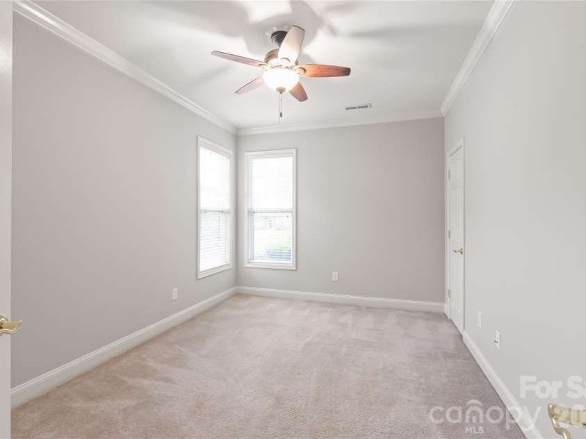 13440 Mint Lake Drive, Matthews, NC 28105.  MLS# CAR4366761, YatesRealty ID 9772. 