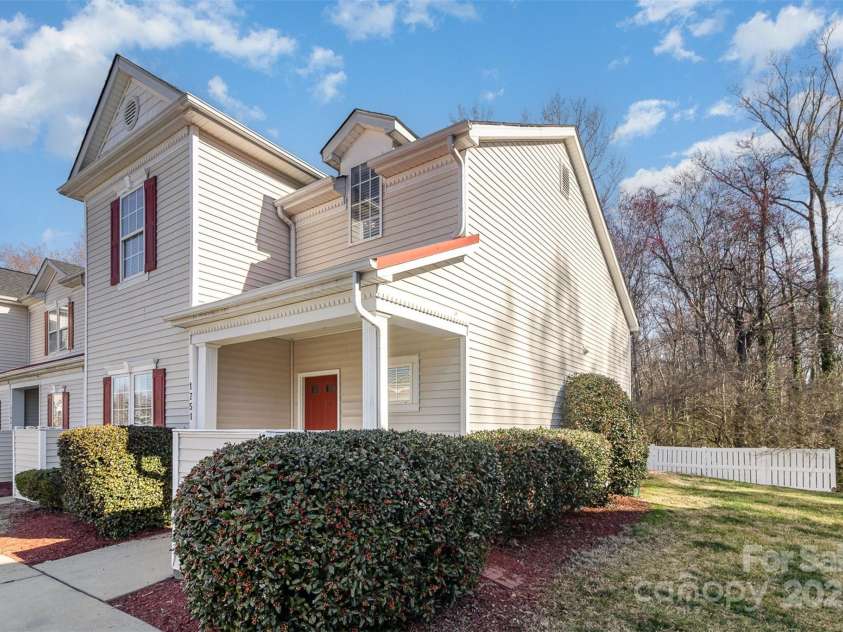 1751 Holliford Court, Charlotte, NC 28215.  MLS# CAR4227714, YatesRealty ID 9772. 