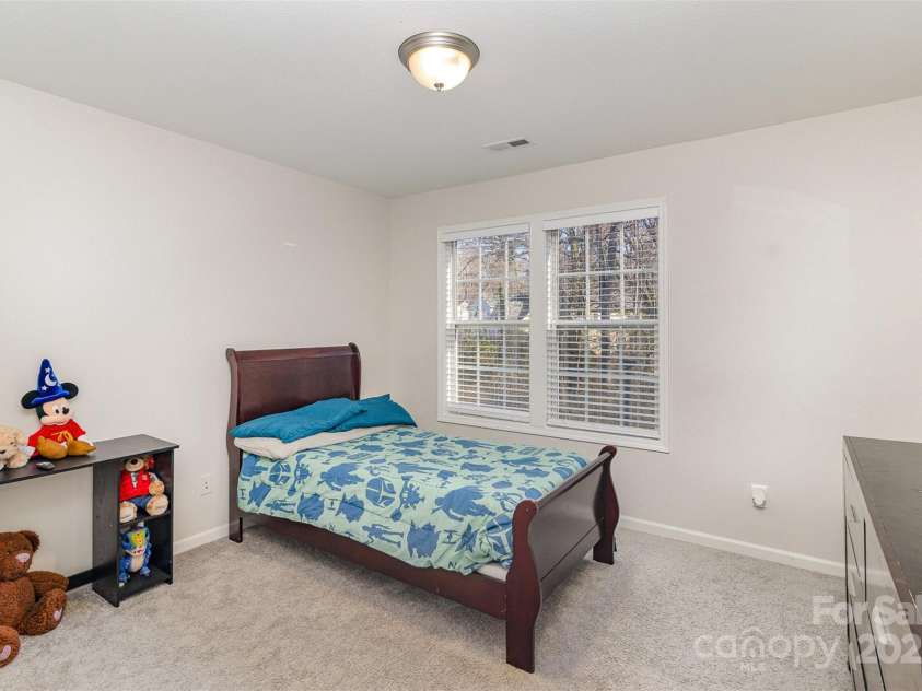 1751 Holliford Court, Charlotte, NC 28215.  MLS# CAR4227714, YatesRealty ID 9772. Bedroom 3