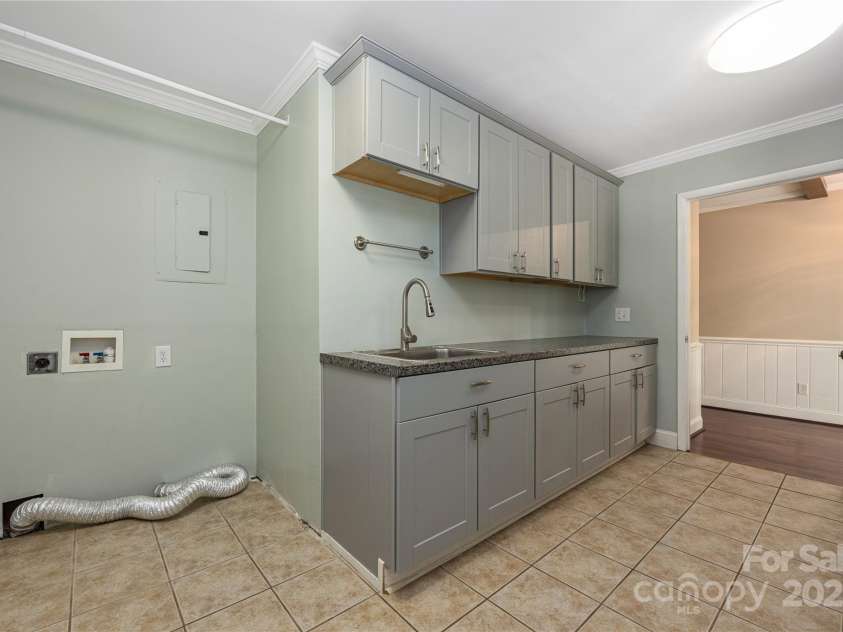 7888 Golf Course Drive, Denver, NC 28037.  MLS# CAR4251920, YatesRealty ID 9773. 